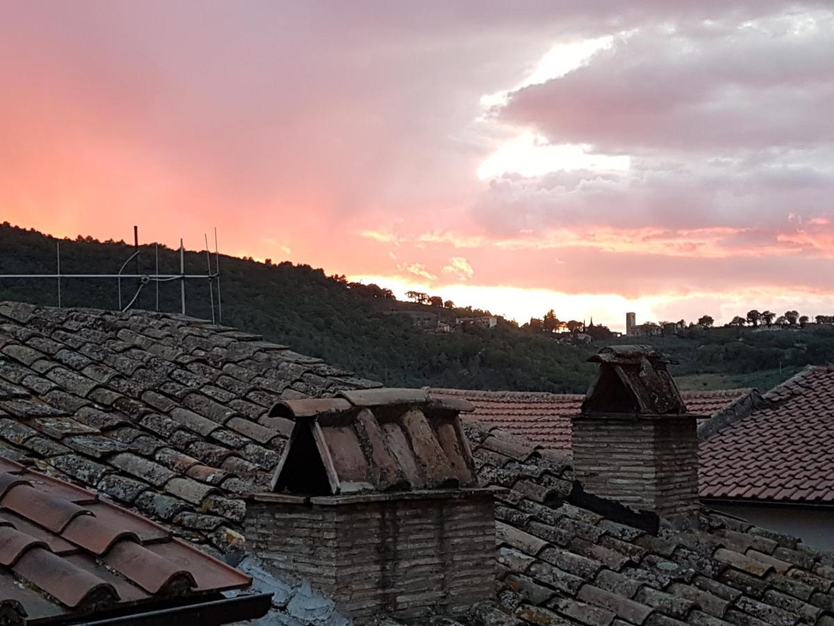 Апартаменты Borgo Nel Tempo Collestatte Экстерьер фото