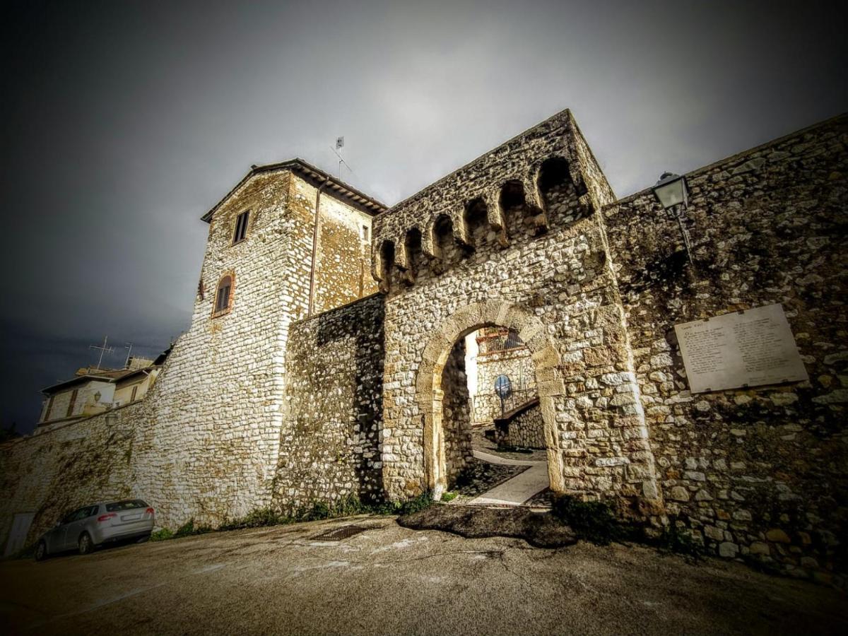 Апартаменты Borgo Nel Tempo Collestatte Экстерьер фото